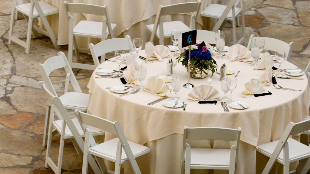 Choose Linen Hire Services For Your Business