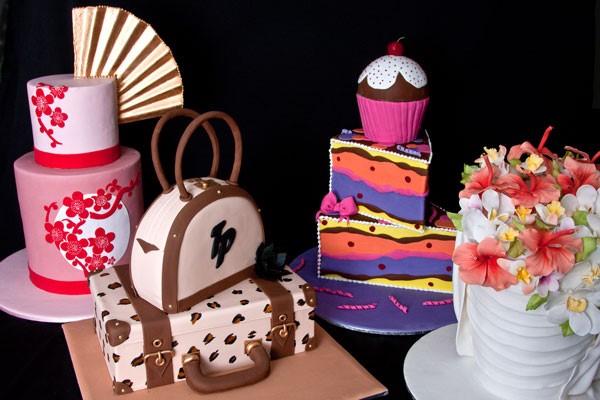 designer cakes