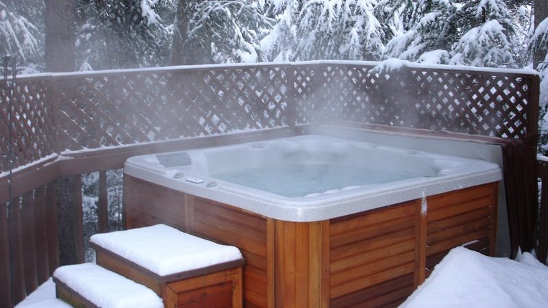 Hot tub is available for guests after skiing and riding on Alyeska Ski resort