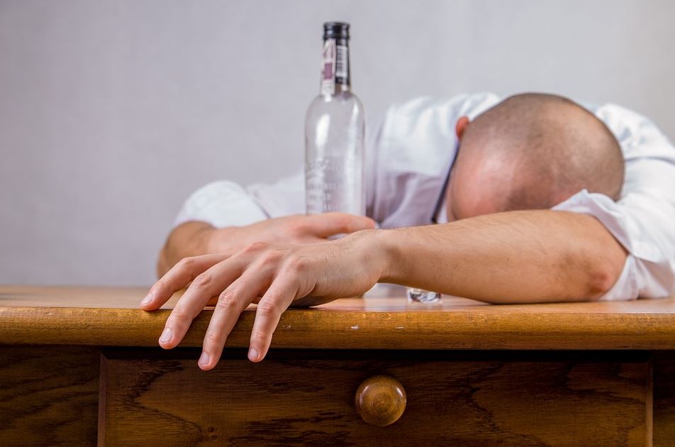 Workplace Sobriety: Dealing With Addiction Among Employees