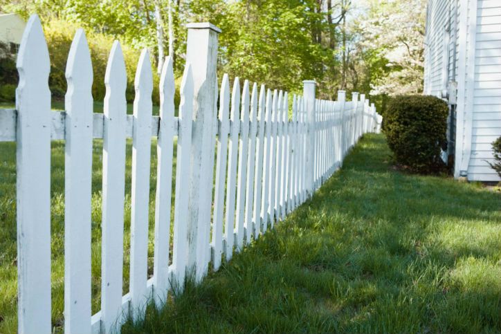 Few Critical Qualities To Look For In A Reliable Fence Company In Sherwood