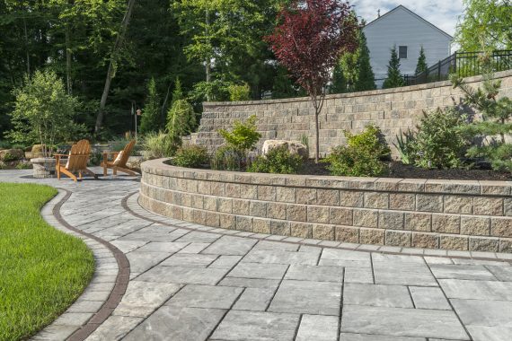 Keep The Aesthetics Of Your Retaining Wall By These Maintenance Tips